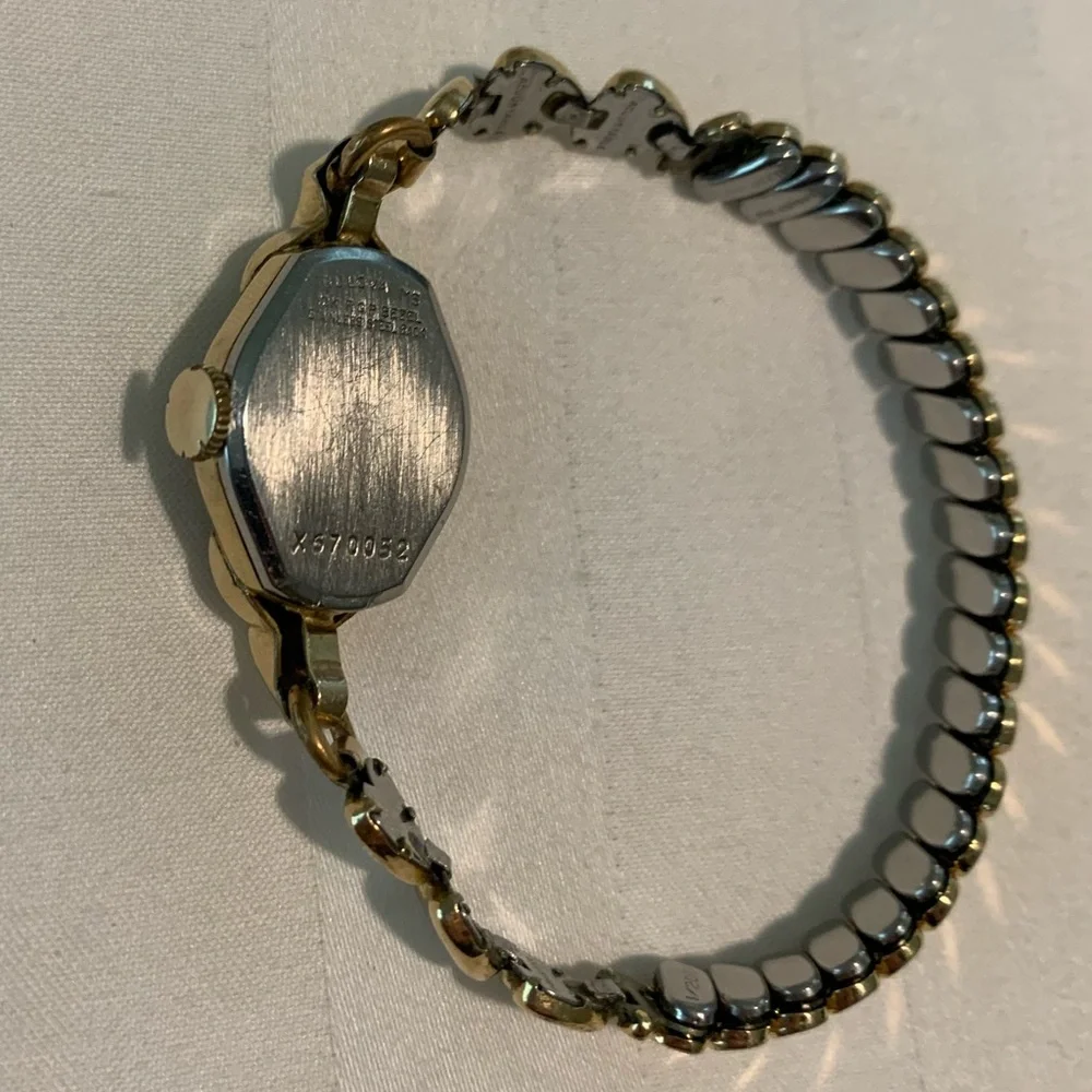 Vintage Women’s Bulova Capital 17 Jewels Wristwatch (Not Working)
